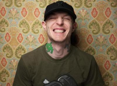 Deadmau5 sonrisa graciosa.jpg