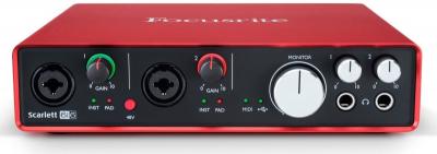 Focusrite_Scarlett-6i6_2ndGen_Front-Elevated-82e18fd05b9c2a37c01a7596137df6b3.jpg