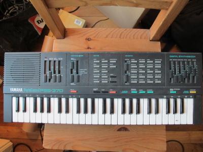 yamaha-pss-370.jpg