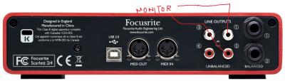 focusrite_scarlett-2i4tras.jpg