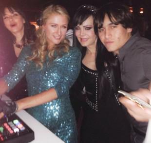 Paris Hillton  es DJ.jpg