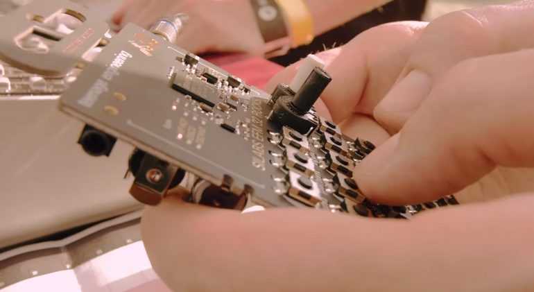 Teenage Engineering OP-12, una mini caja de ritmos que se venderá por 50 dólares