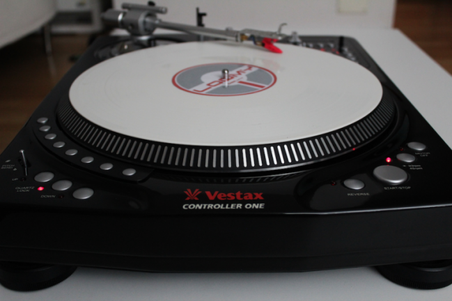 Vestax Controller One, vista frontal