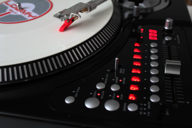 Controller One, pitch control