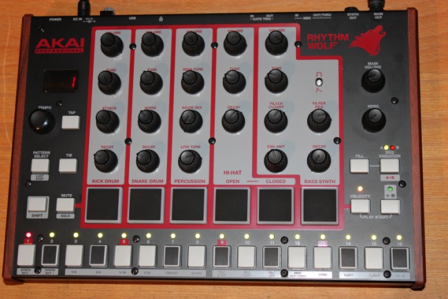 AKAI The Rythm Wolf