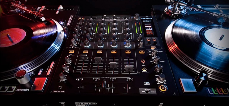 RP-8000 Straight y RMX-60 de Reloop