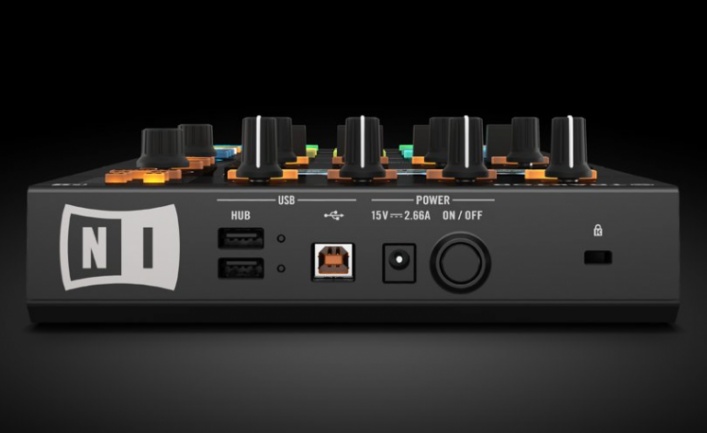 Traktor Kontrol D2 conexiones