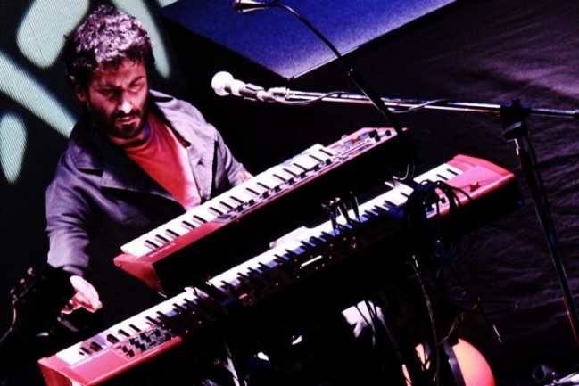 Arecio Smith con teclados Nord