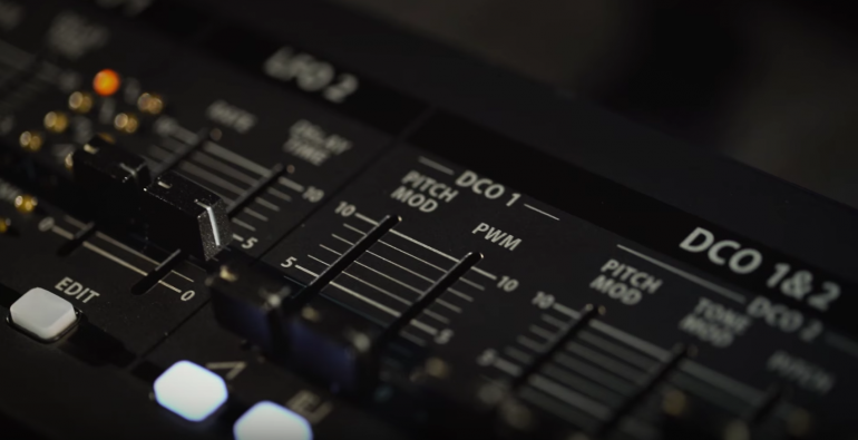 Behringer sintetizador