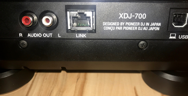 Conexiones de un XDJ-700