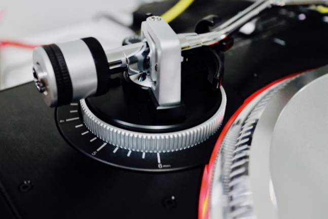 Denon VL12 Brazo desde atrás