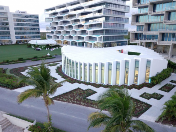 The Sanctuary, Albany (Bahamas)