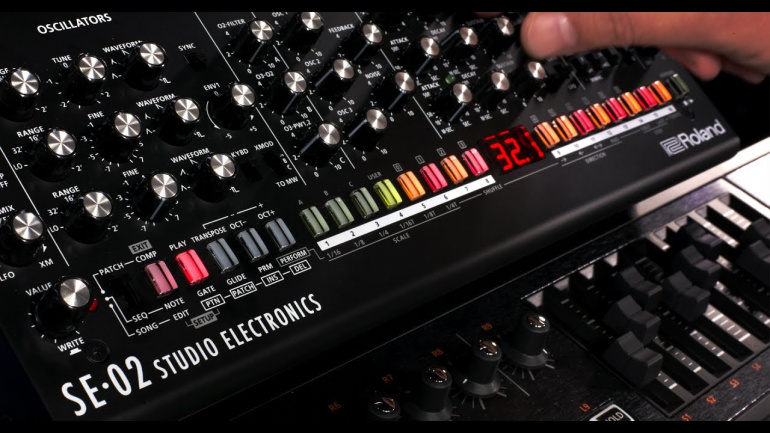 Roland SE-02
