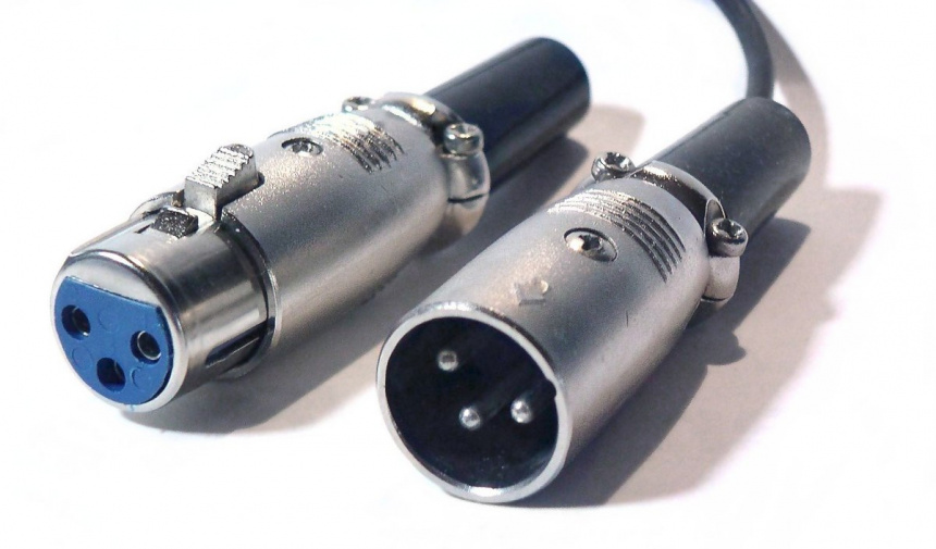 XLR