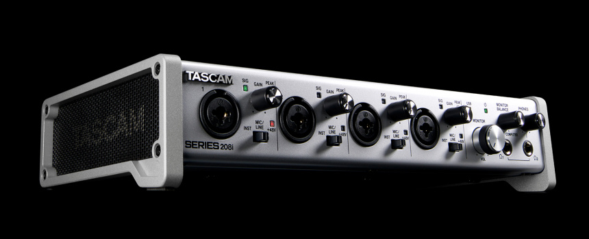 Tascam 208i