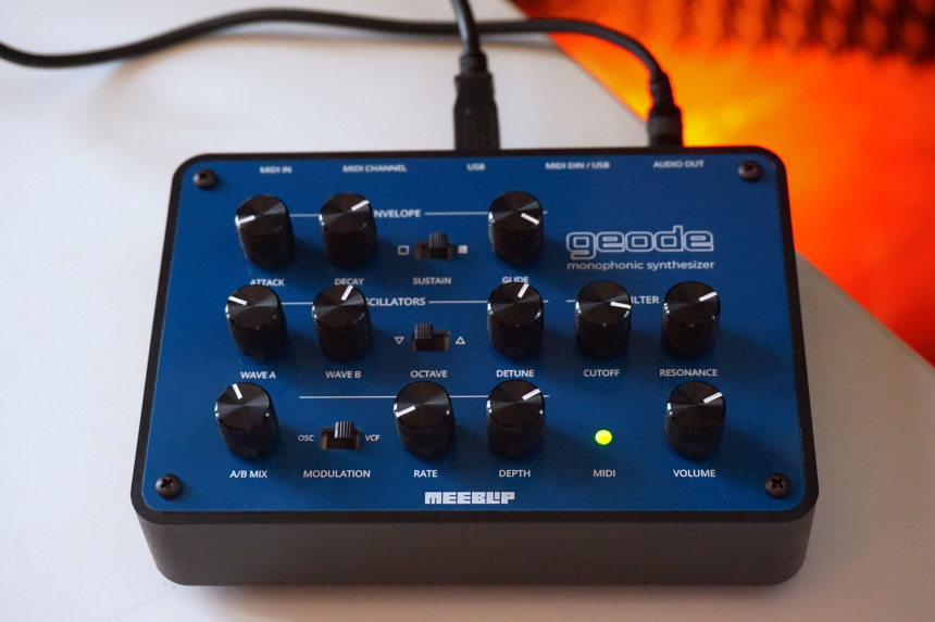 MeeBlip geode frontal