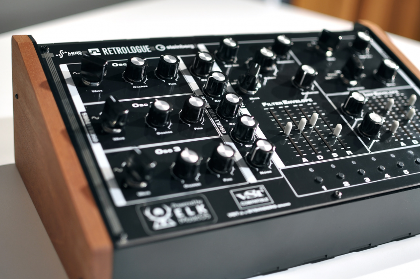 Retrologue ELK, hardware que nace del software