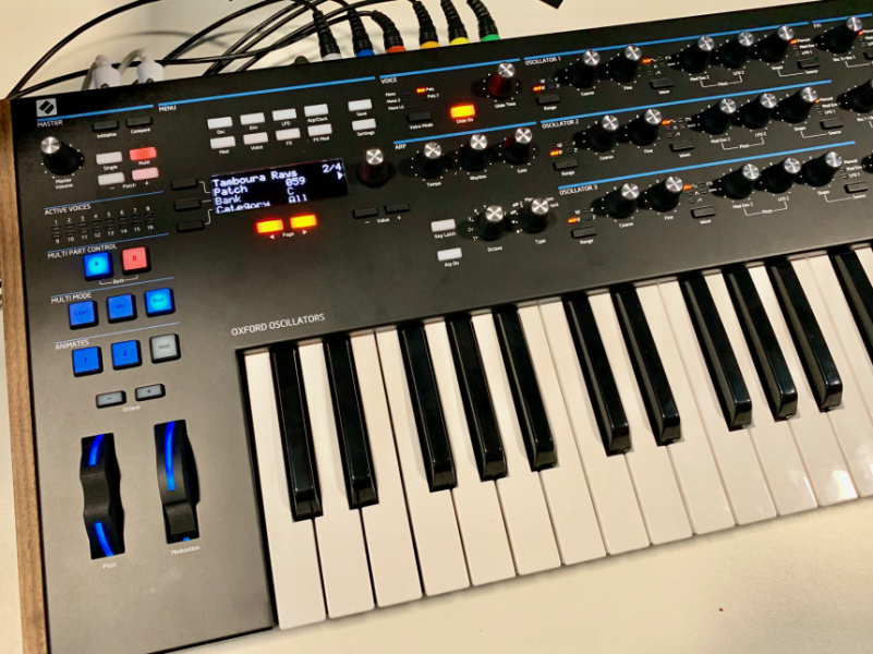 Novation Summit de cerca en su presentación oficial