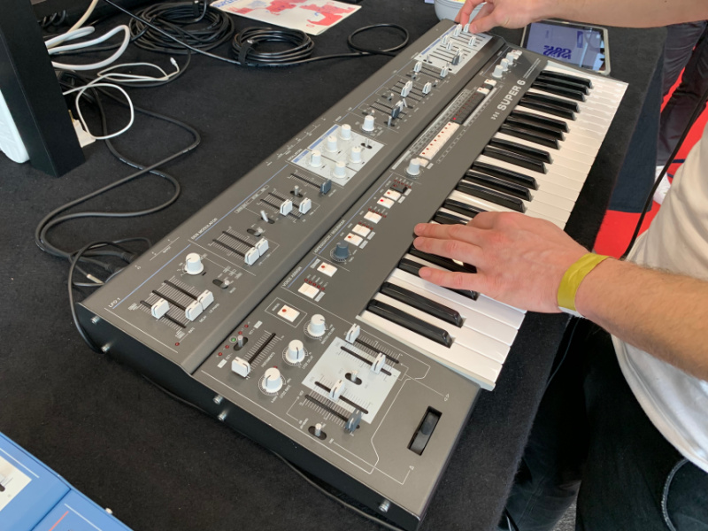 Super 6 en el stand de UDO en Superbooth