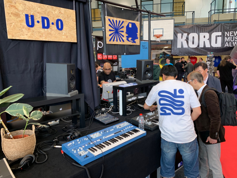 Super 6 en el stand de UDO en Superbooth