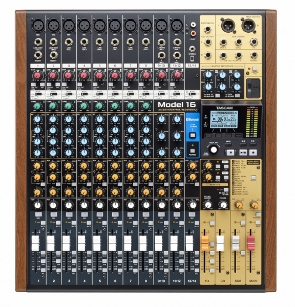 Tascam Model 16 frontal