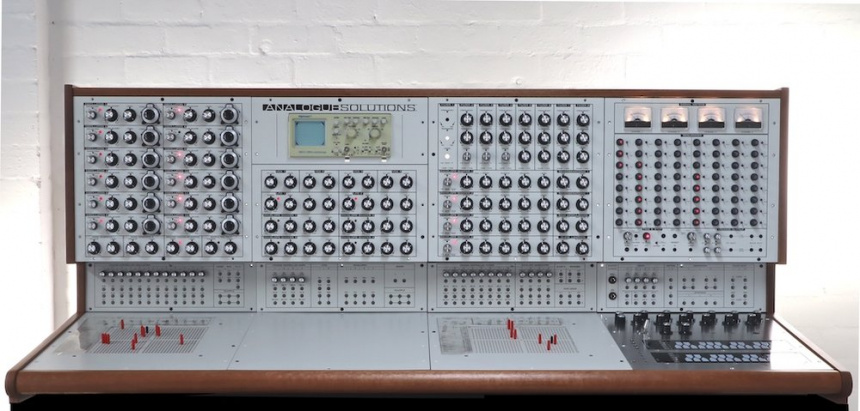 Analogue Solutions Colossus