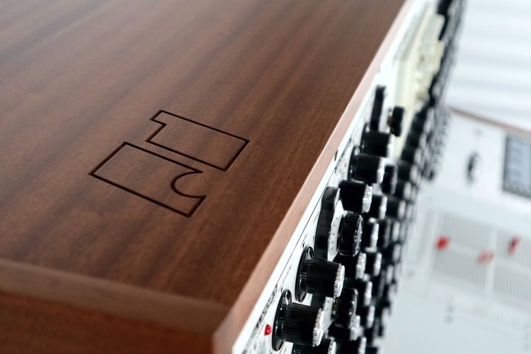 Analogue Solutions Colossus