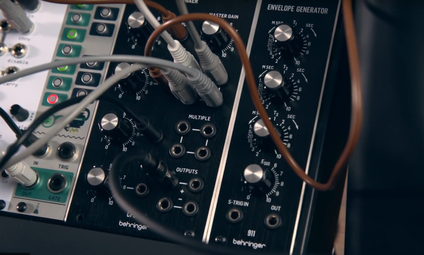 Behringer prepara módulos tipo Moog