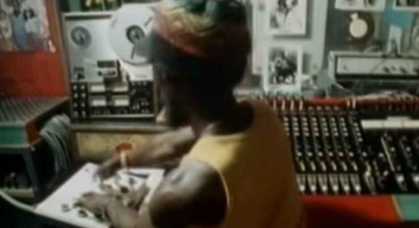 Lee Perry con su Musitronics