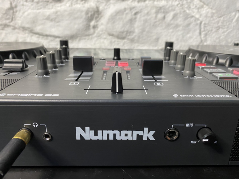 Numark Mixstream Pro