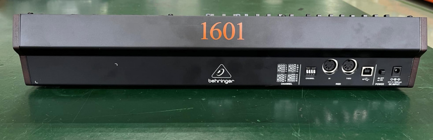 Prototipo del ARP 1601 en versión Behringer