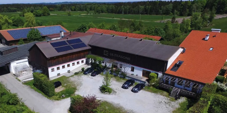 Sede de Ultrasone AG en Tutzing a orillas del río Wüm.