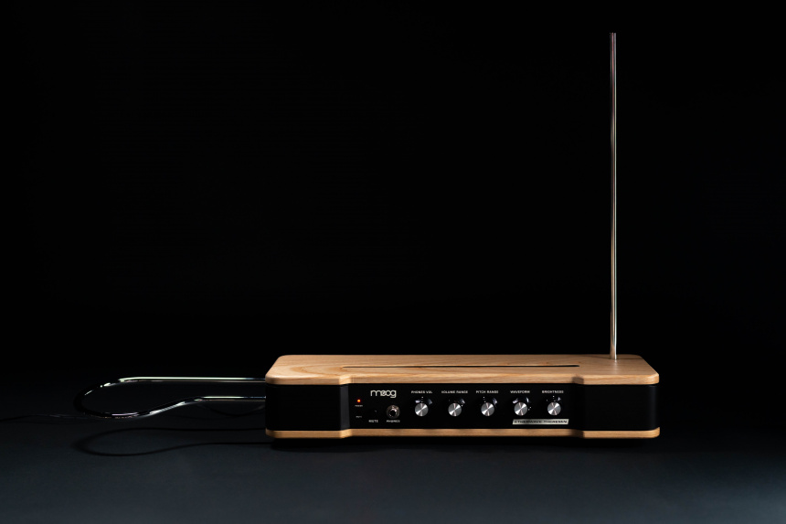 Panel frontal de Moog Etherwave Theremin