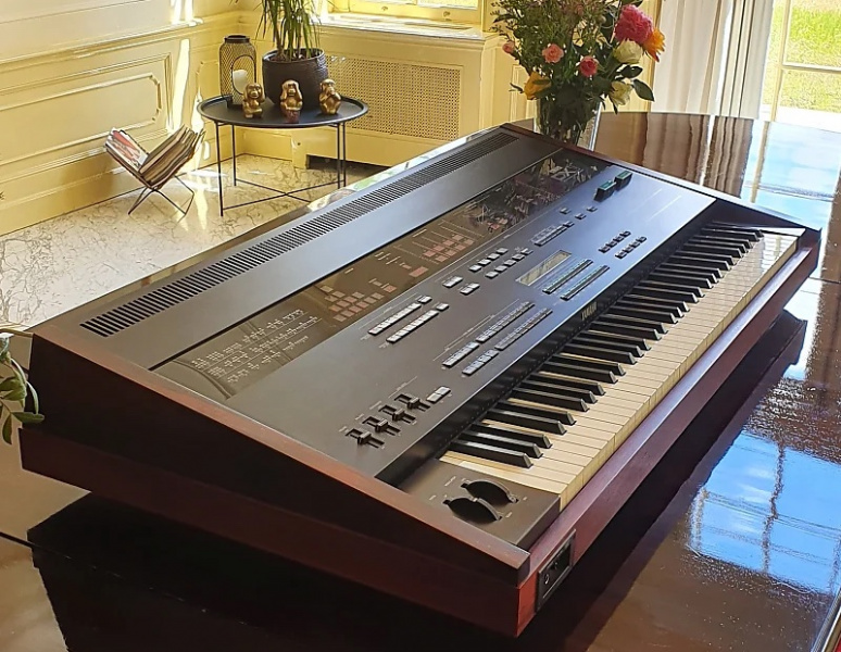 Yamaha DX1 Reverb