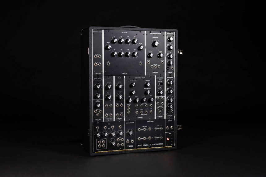 Moog Model 10