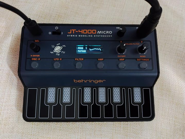 Behringer JT-4000