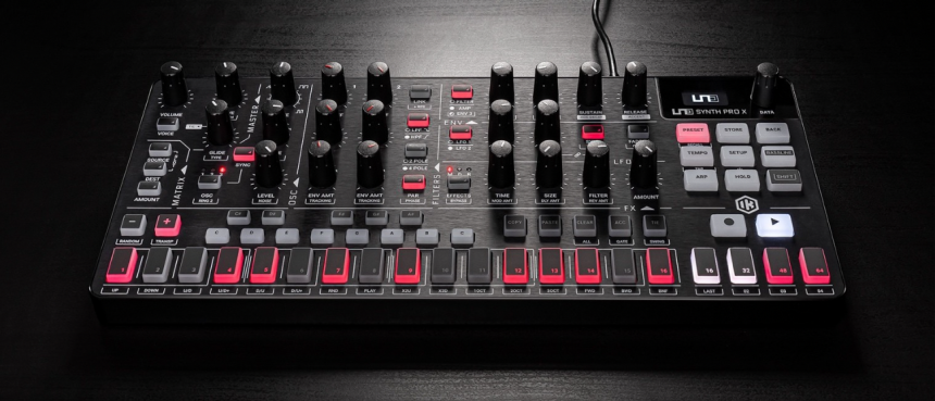 IK Multimedia UNO Synth Pro X