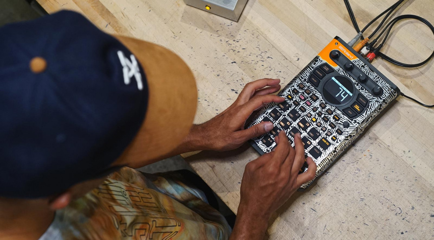 Roland SP-404 MKII Stones Throw Limited Edition