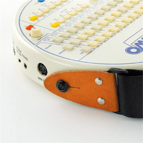 Sukuki Omnichord OM-108