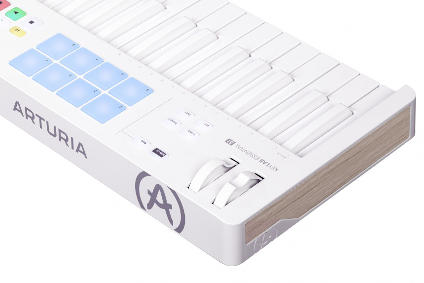 Arturia KeyLab Essential mk3 Alpine White