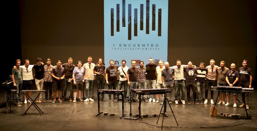 Foto familia, primer encuentro teclistas/pianistas