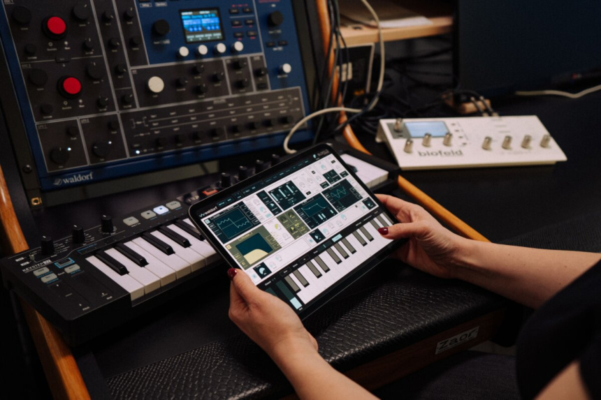 Waldorf Blofeld iPad