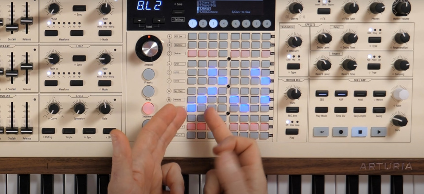 Componer con automatismos: Arturia Matrix Arpeggia