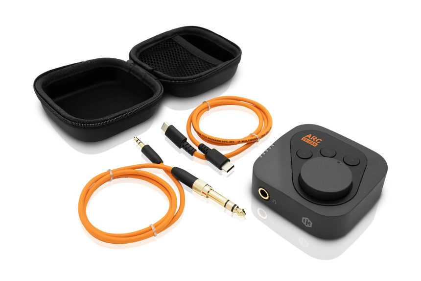 IK Multimedia ARC ON EAR
