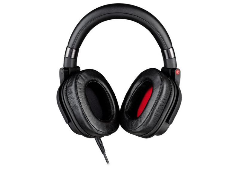 Auriculares KLS 150 de frente sobre fondo blanco con almohadillas negras y interior rojo
