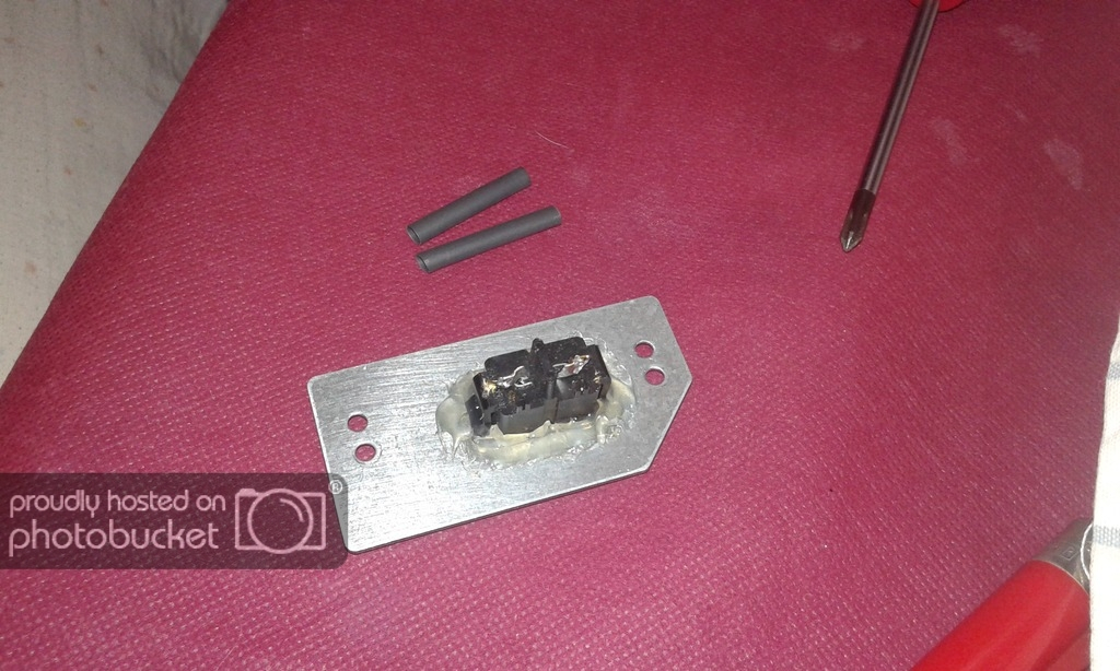f8a2e2790940aa87209dc5195a6fc-4309190.jpg