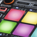 Reloop presenta el controlador auxiliar Neon