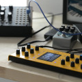 Oddment ODD‑1, un sintetizador granular hardware con mucha funcionalidad y un toque de color