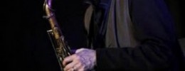 Espectador denuncia a músico de Jazz por no tocar Jazz