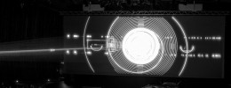 Trascendiendo la música electrónica: Robert Henke y sus sonoros mundos de láser